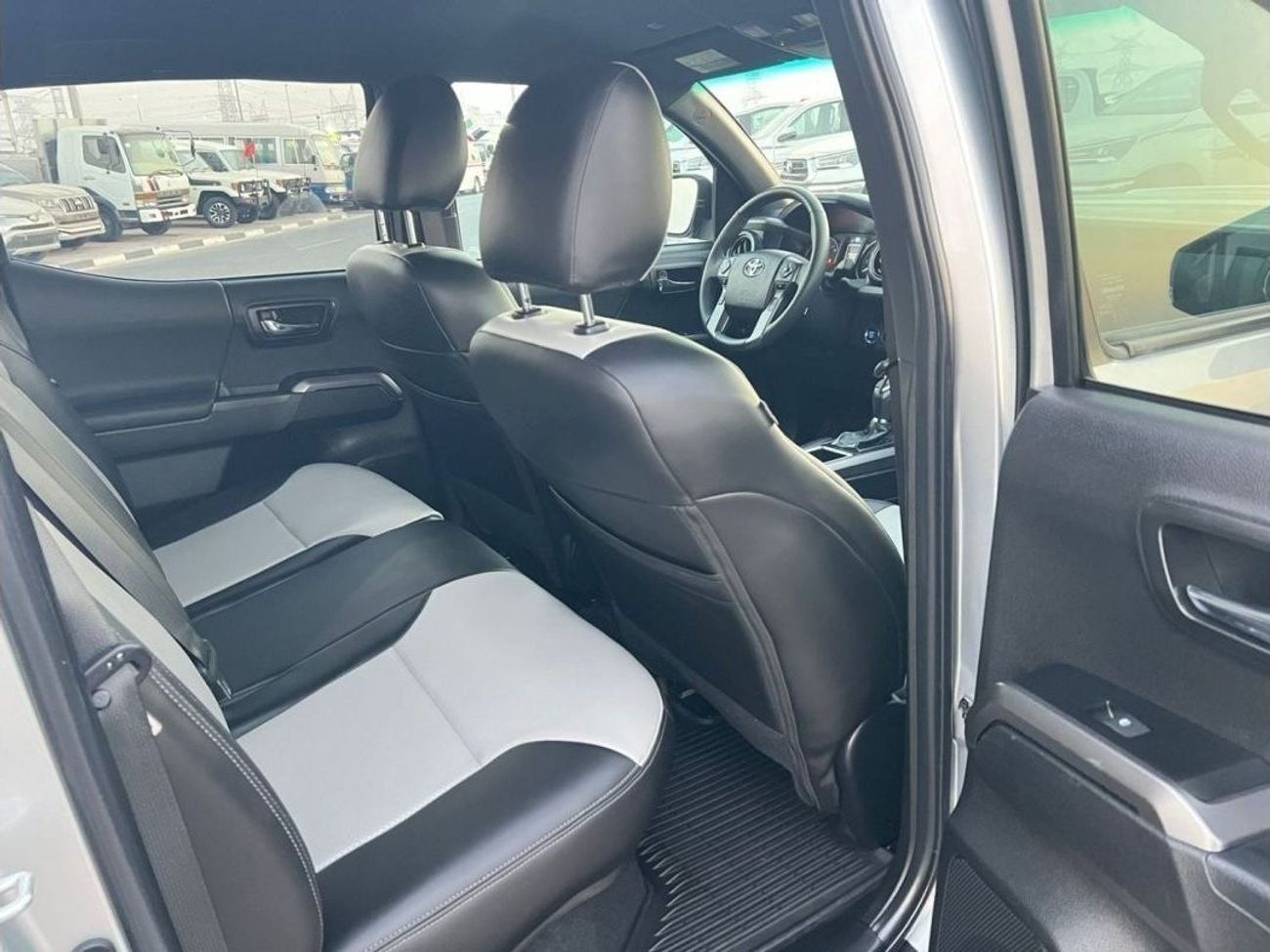 Toyota Tacoma 2023 TOYOTA TACOMA TRD SPORT - 4X4 - CREW CAB -  4 Door - 5 Seater - 3.5 L - V6 - Gasoline/ Petrol ⛽