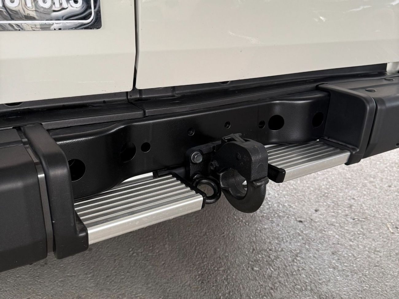 Toyota Land Cruiser 70 GDJ 76 2.8 DIESEL M/T **التصدير فقط خارج الخليج***