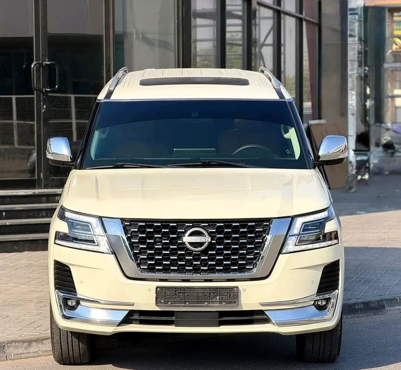 نيسان باترول SE Platinum 5.6L MORYA JESWANI CARS FOR USED AUTOMOBILE TRADING CO.L.L.C