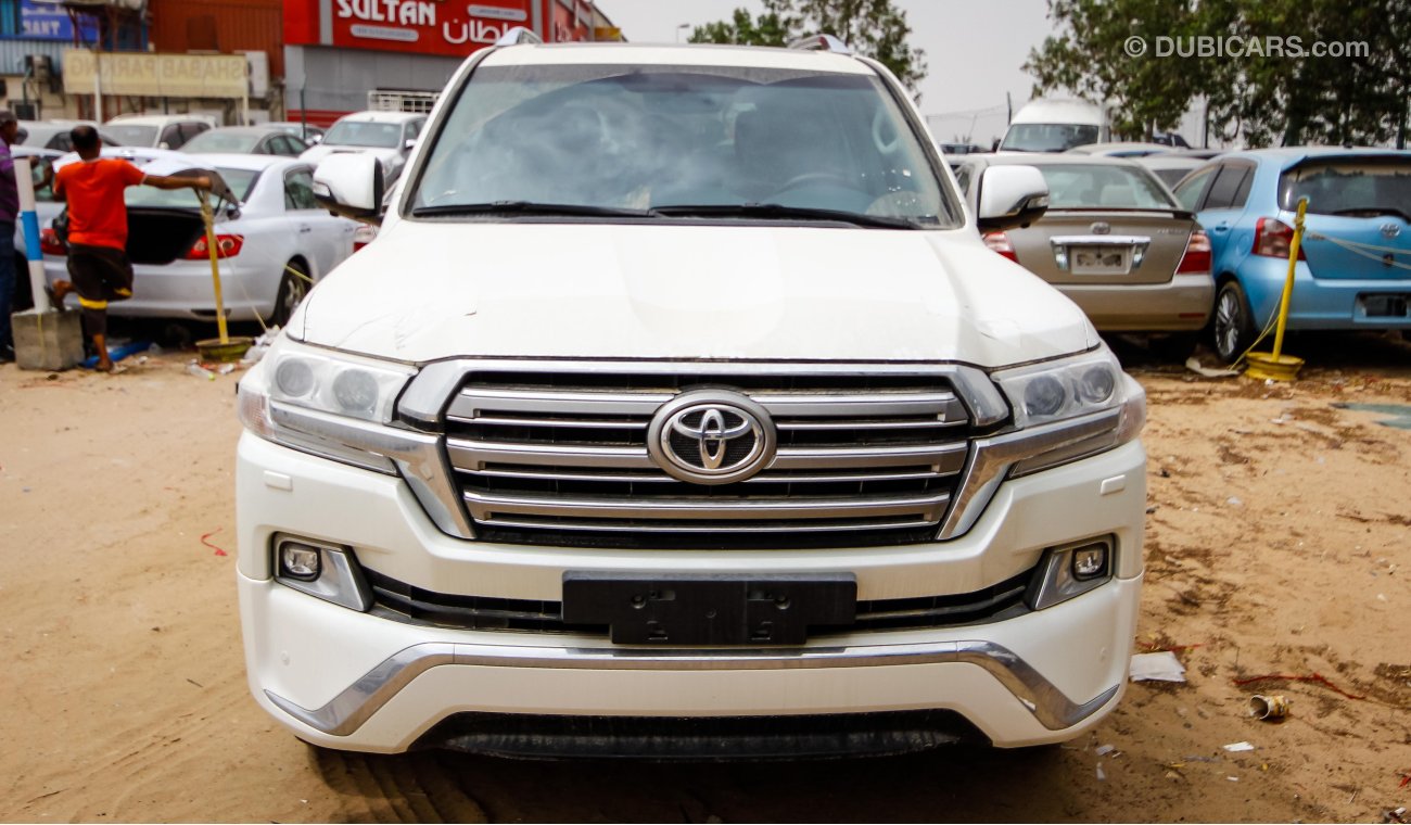 Toyota Land Cruiser 4.5L Diesel VXR V8