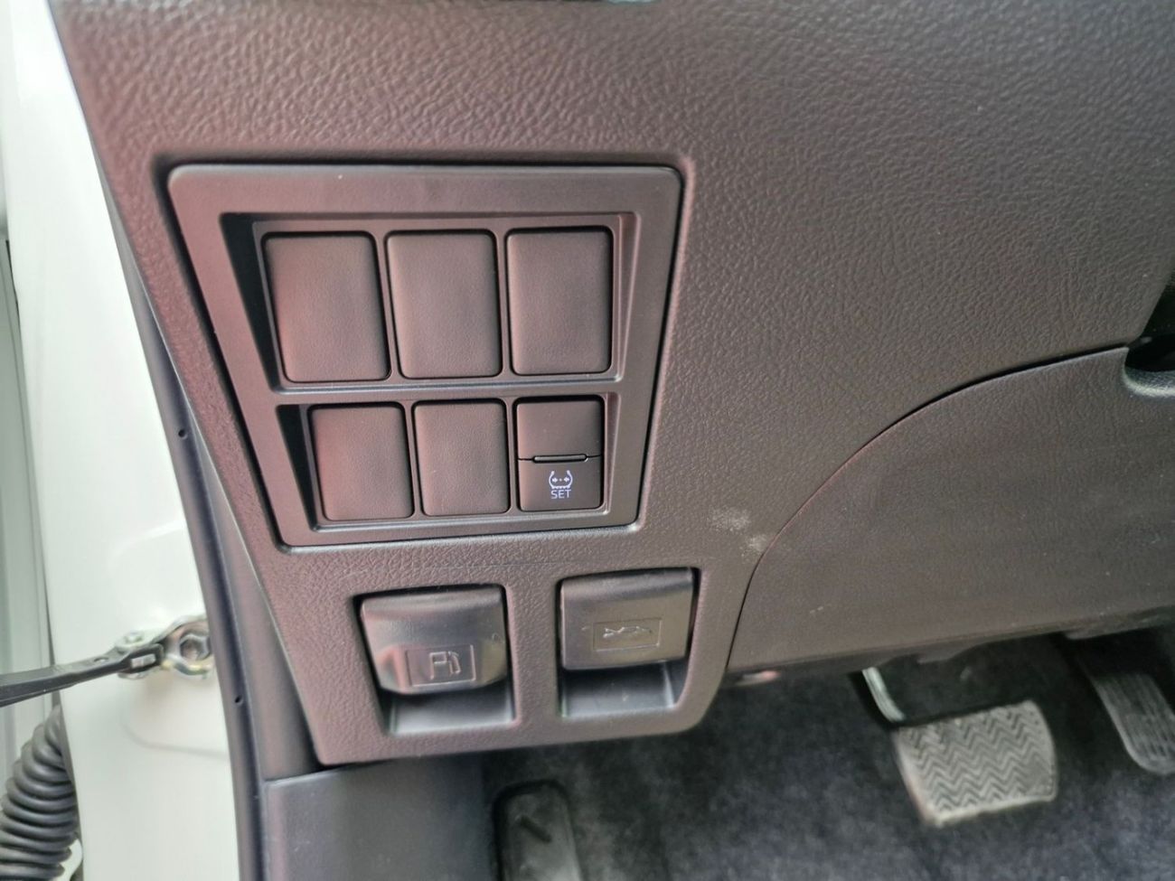 تويوتا هيلوكس 2024 Toyota Hilux 4WD D/C P/up 4x4 2.7L A/T Brand New 0Km