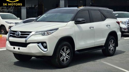 Toyota Fortuner // EXR SR5 // 1316	 AED Monthly //  WHITE & BLACK EDITION // FULL OPT (LOT # 102957)