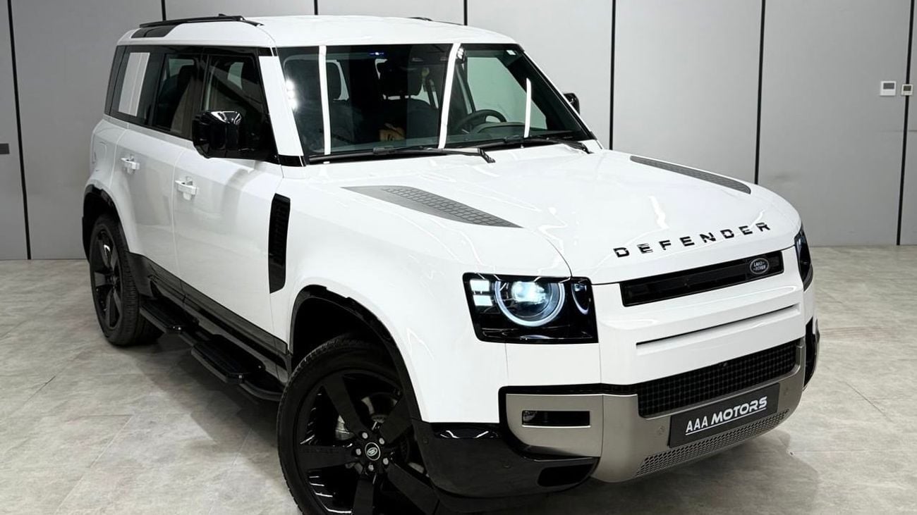 Land Rover Defender 4 Cylinder | GCC | Warranty & Service contract