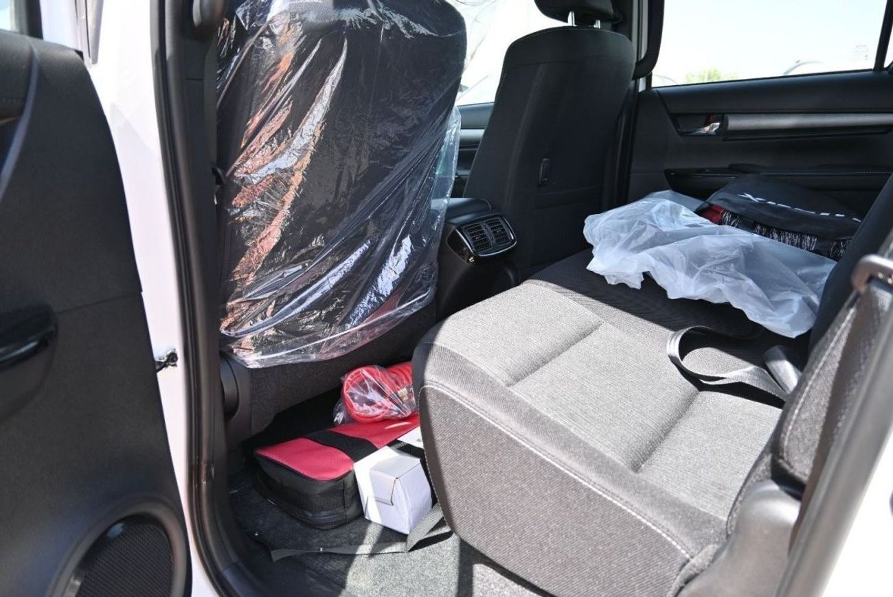 تويوتا هيلوكس تويوتا هيلوكس أدفينتشر 2.8 لتر ديزل ، بيك اب ، دفع رباعي ، 4 أبواب ، كاميرا 360 ، مثبت سرعة ، قفل تف