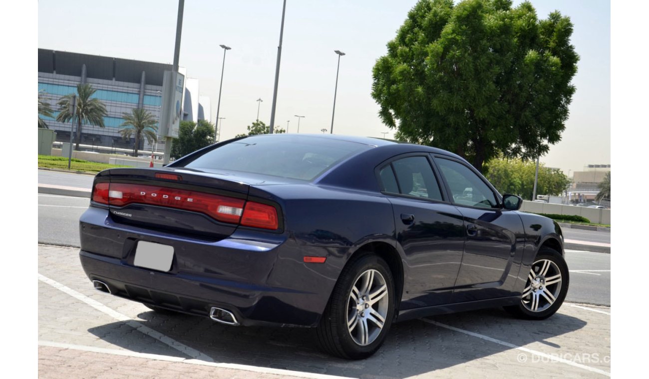 دودج تشارجر V6 Mid Range in Excellent Condition