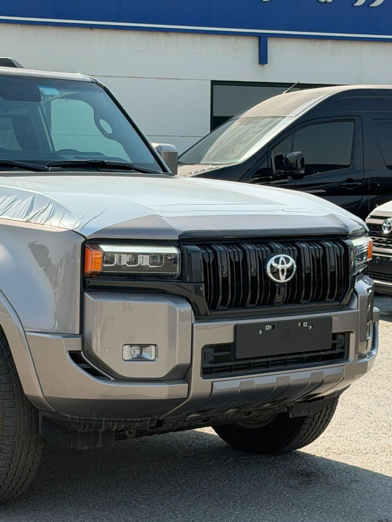 Toyota Prado VXR 7 SEATER FULL OPTION (EXPORT WEST AFRICA ONLY)