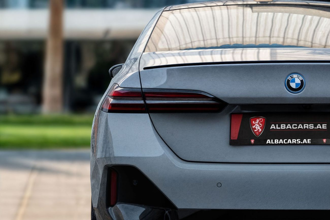 بي أم دبليو i5 i5 edrive 40 M-sport | 4,407 P.M | 0% Downpayment | BMW Warranty!