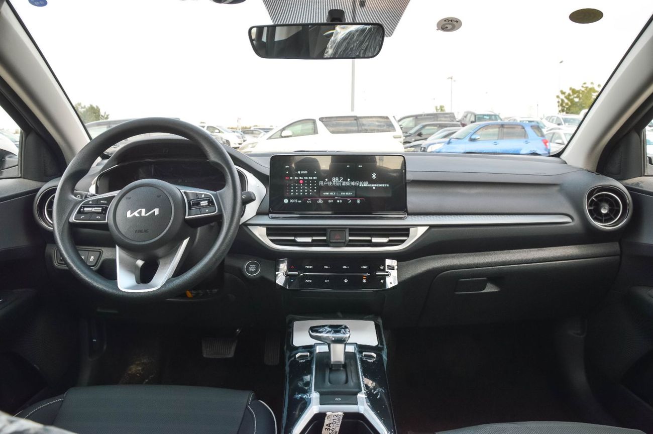 كيا K3 KIA K3 COMFORT 1.5L FWD PETROL SEDAN 2025