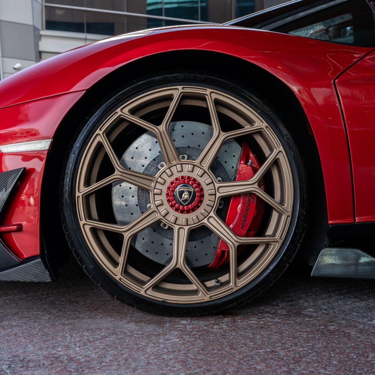 Lamborghini Aventador 6.5L V12