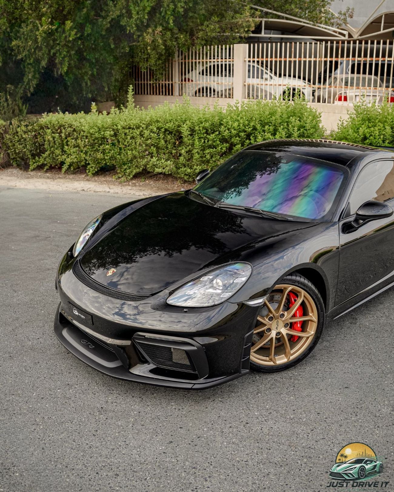 Porsche 718 Cayman GT4