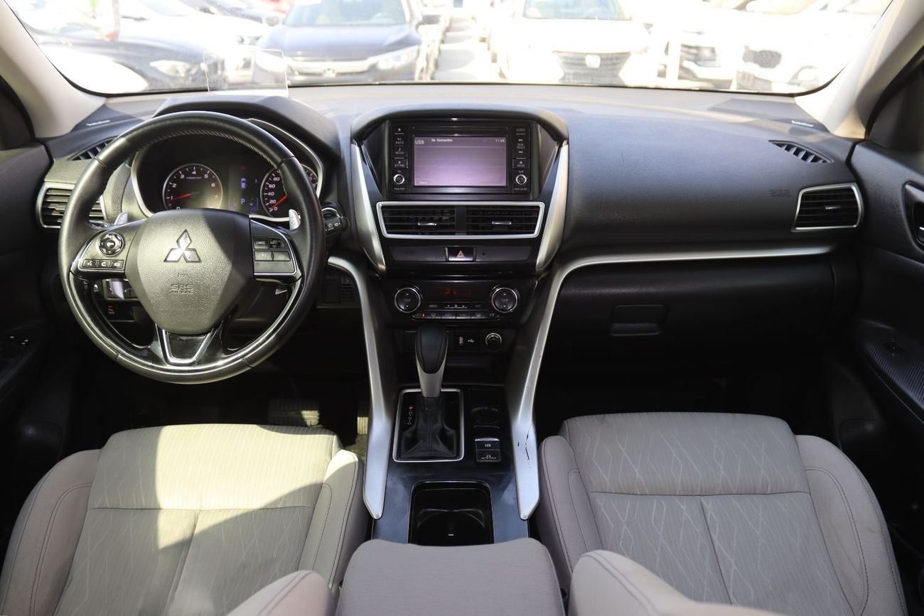 ميتسوبيشي إكلبس كروس ميتسوبيشى إكلبس كروس 2020 - خليجى - بدون حوادث - محرك.1.5L- بحاله ممتازه