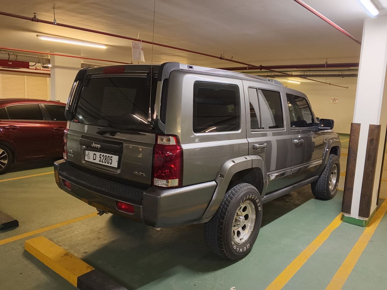 Jeep Commander V8 limited 4.7L