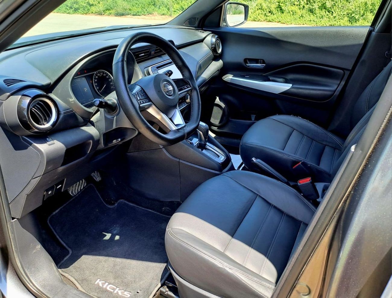 Nissan Kicks SL 1.6L 2018 1.6SL FULL OPTION GCC (620/-MONTHLY)