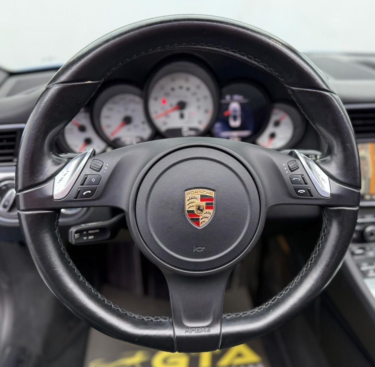 Porsche 911 Carrera 3.4L Convertible 2015 Porsche 911 Carrera, Service History, Excellent Condition, GCC