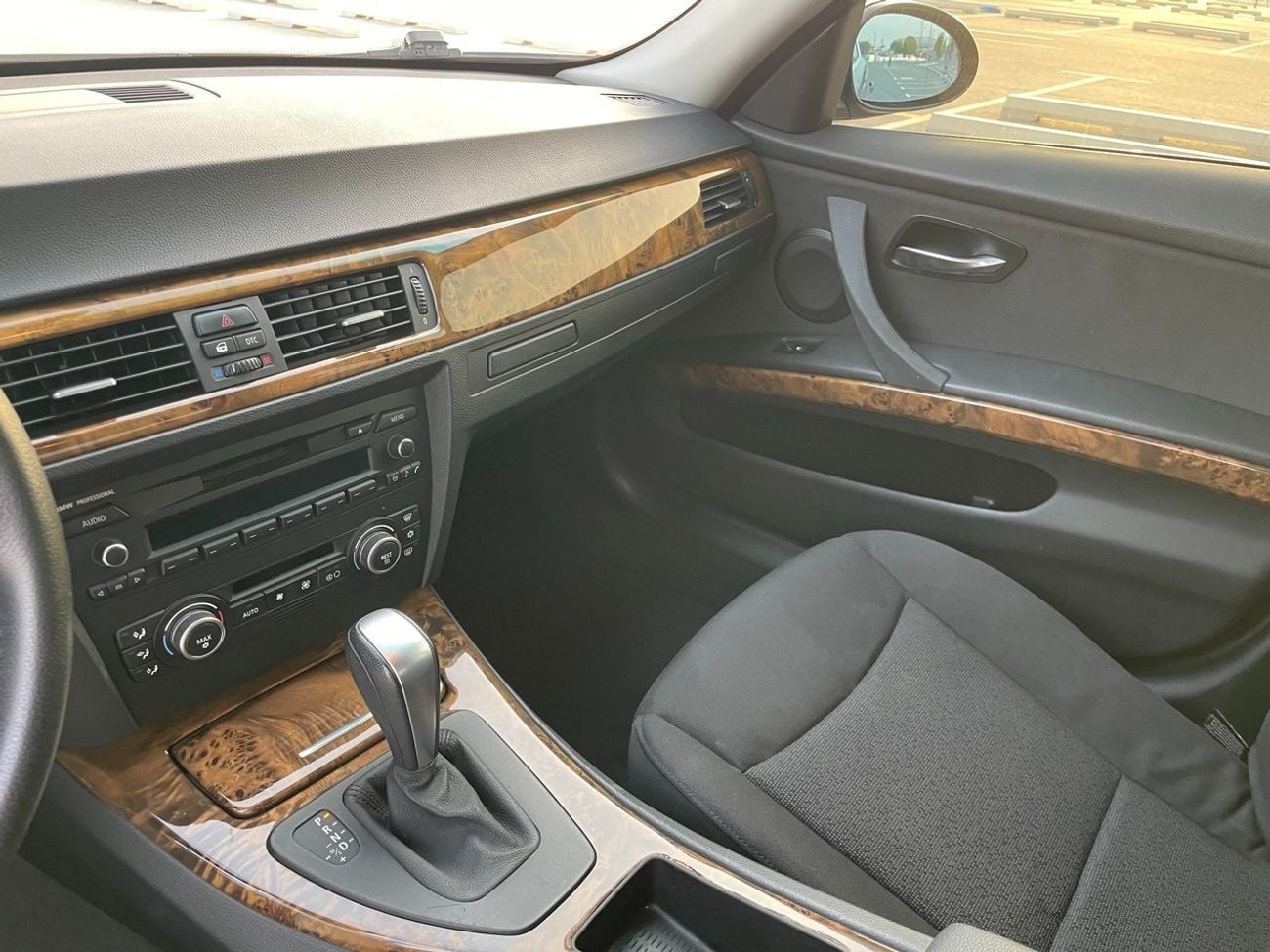 BMW 323i STD