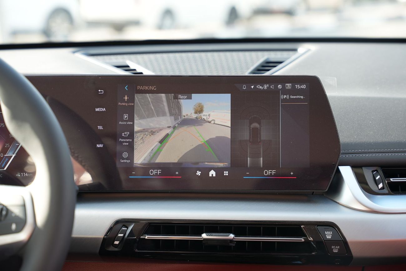 بي أم دبليو iX1 2026 BMW iX1 S-drive 25L FWD 0Km