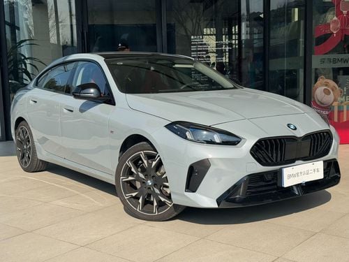 BMW 225L Sport Shadow Edition