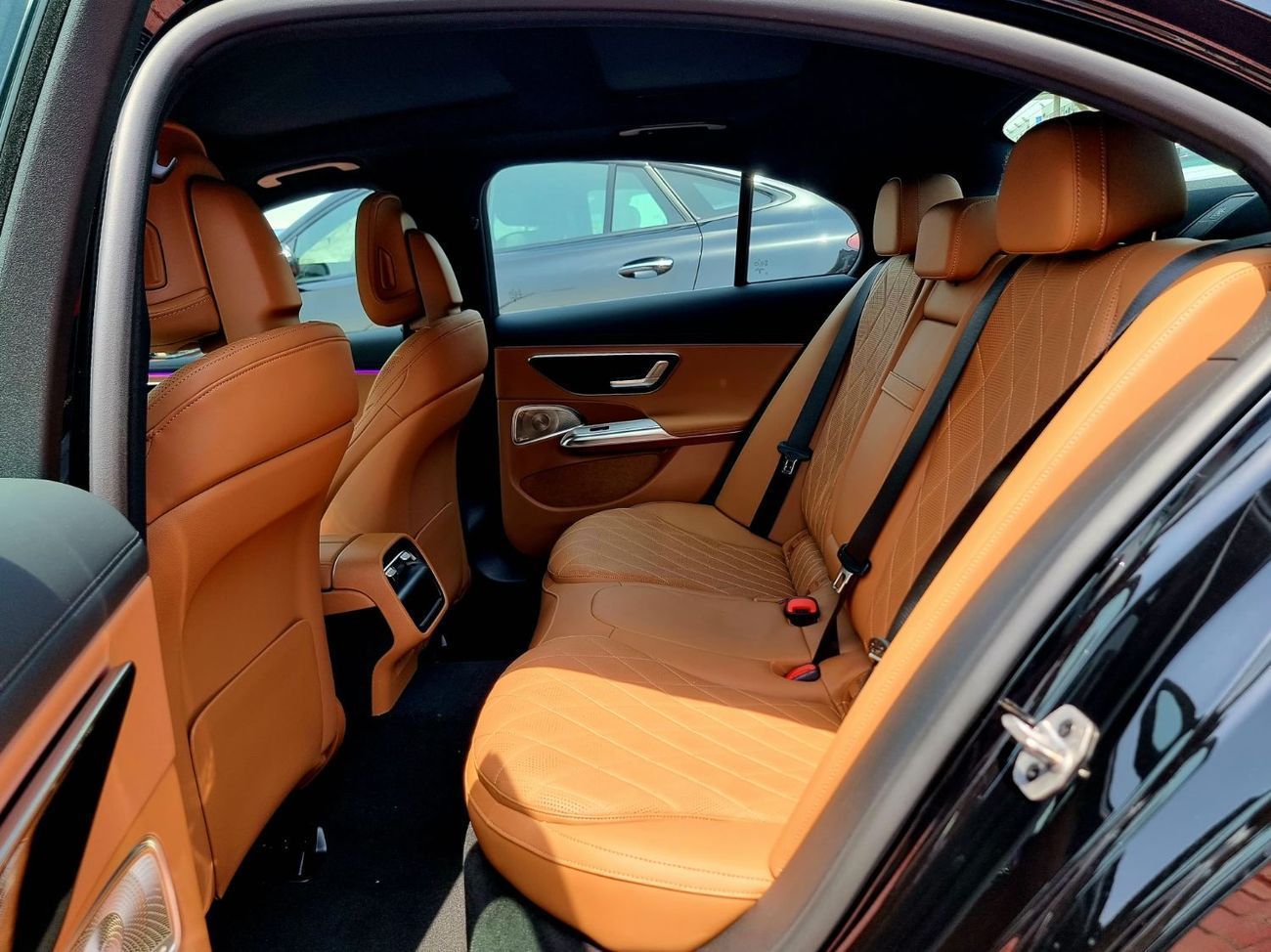 مرسيدس بنز E300 AMG Under Warranty 2026 GCC