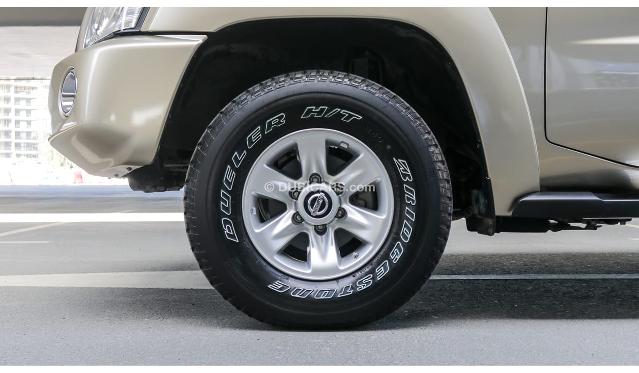 Nissan Patrol Safari M/T, 4.8 L 3-Doors