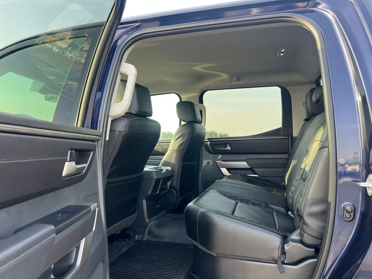 Toyota Tundra  2024 Toyota Tundra Crewmax 3.4L V6 AWD 4x4 Rear Camera Leather Seat Low Mileage