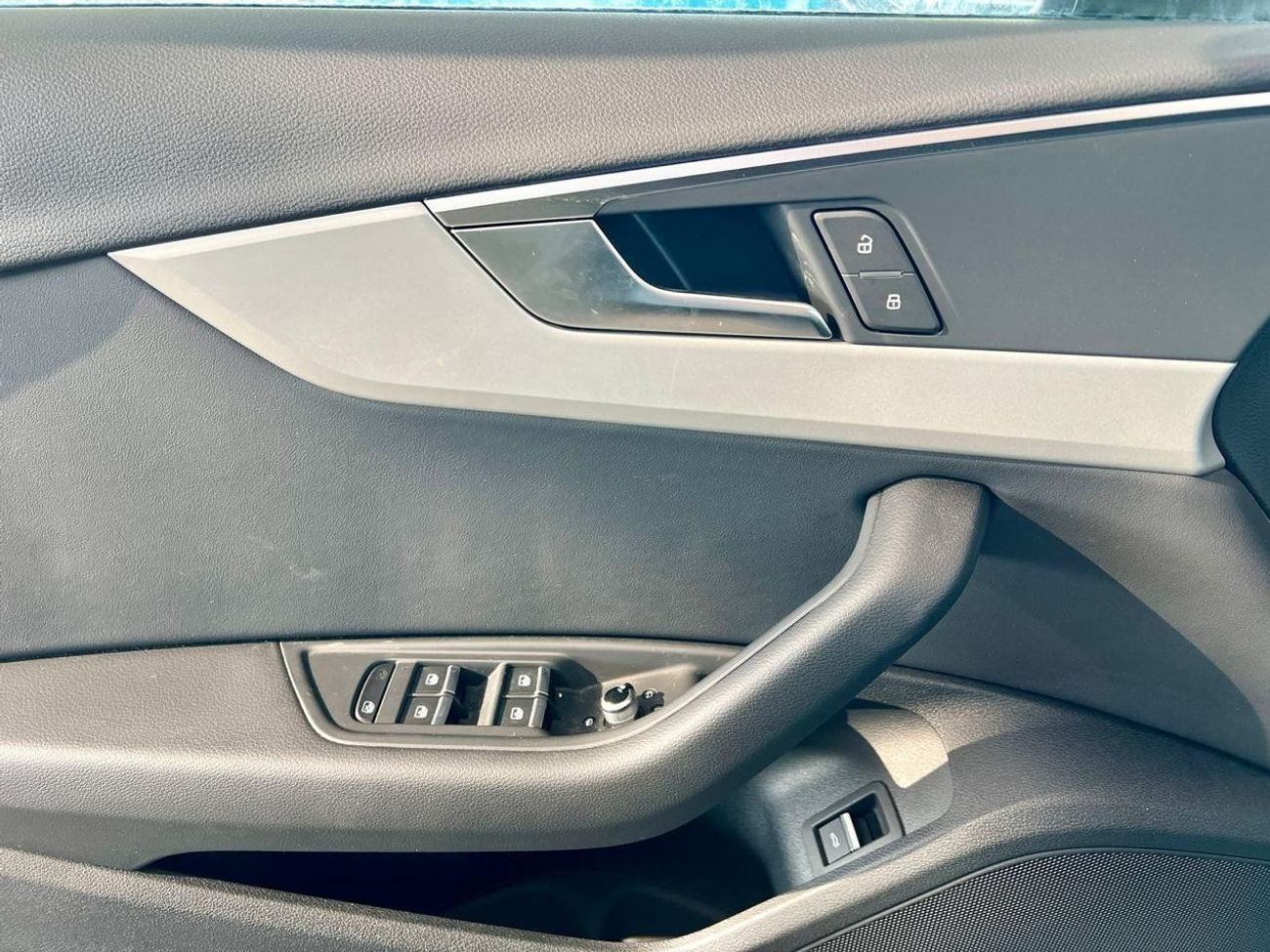 Audi A4 40 TFSI Advanced 2.0L