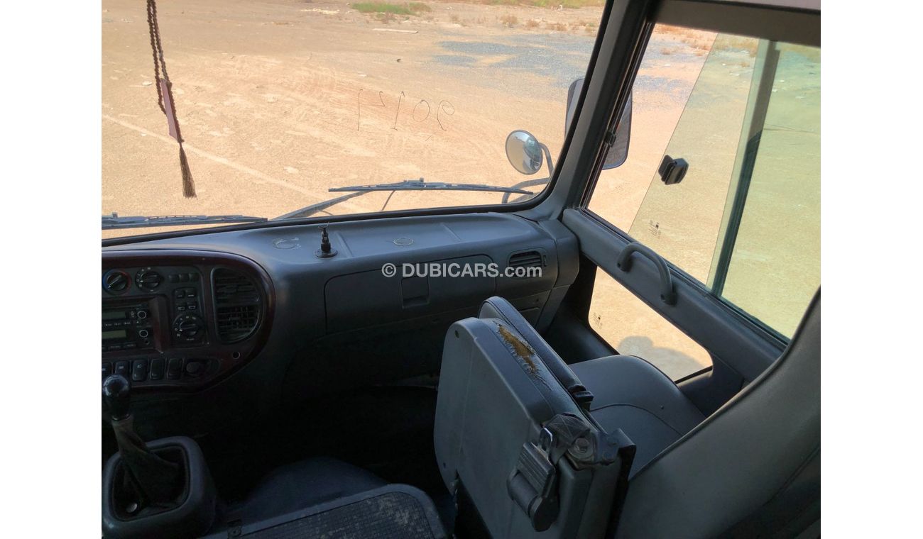 هيونداي كونتي GCC 30 seats Diesel