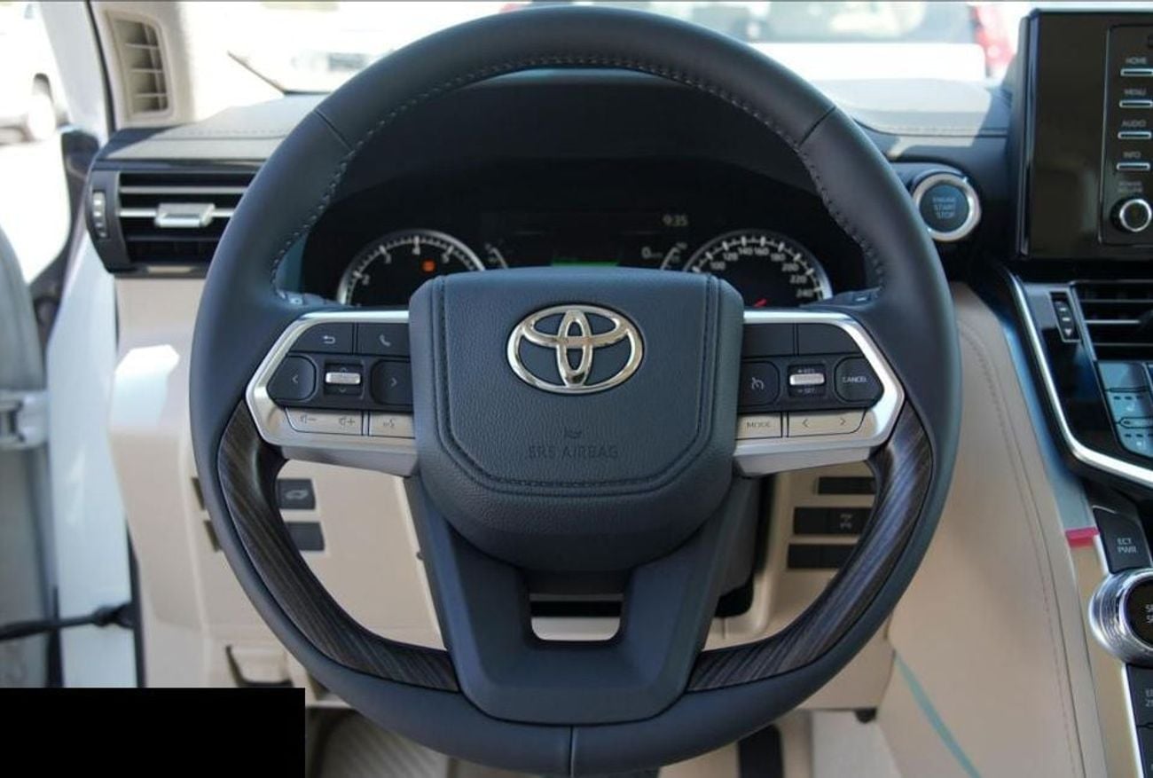 تويوتا لاند كروزر VX ECTP2M031 - 2026 Toyota LC300 Std - 4.0L Petrol Auto - White with Beige Interior