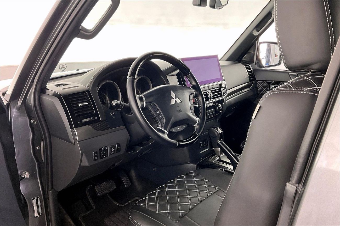 Mitsubishi Pajero Signature Edition | National Day Celebration | Guaranteed Warranty | 0 Down Payment