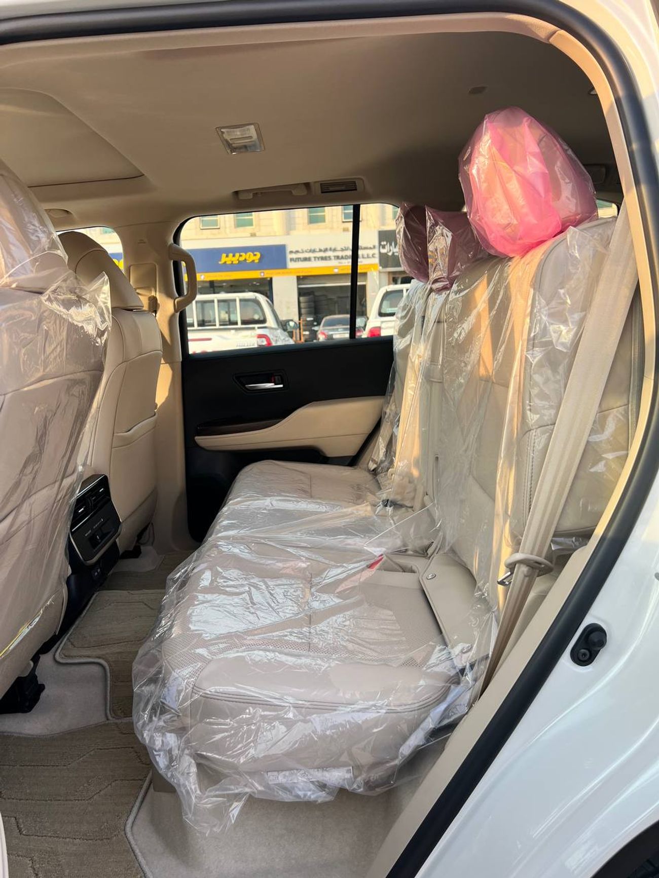 Toyota Land Cruiser GXR 4.0L TOYOTA LAND CRUISER GXR 4.0 L MODEL 2025