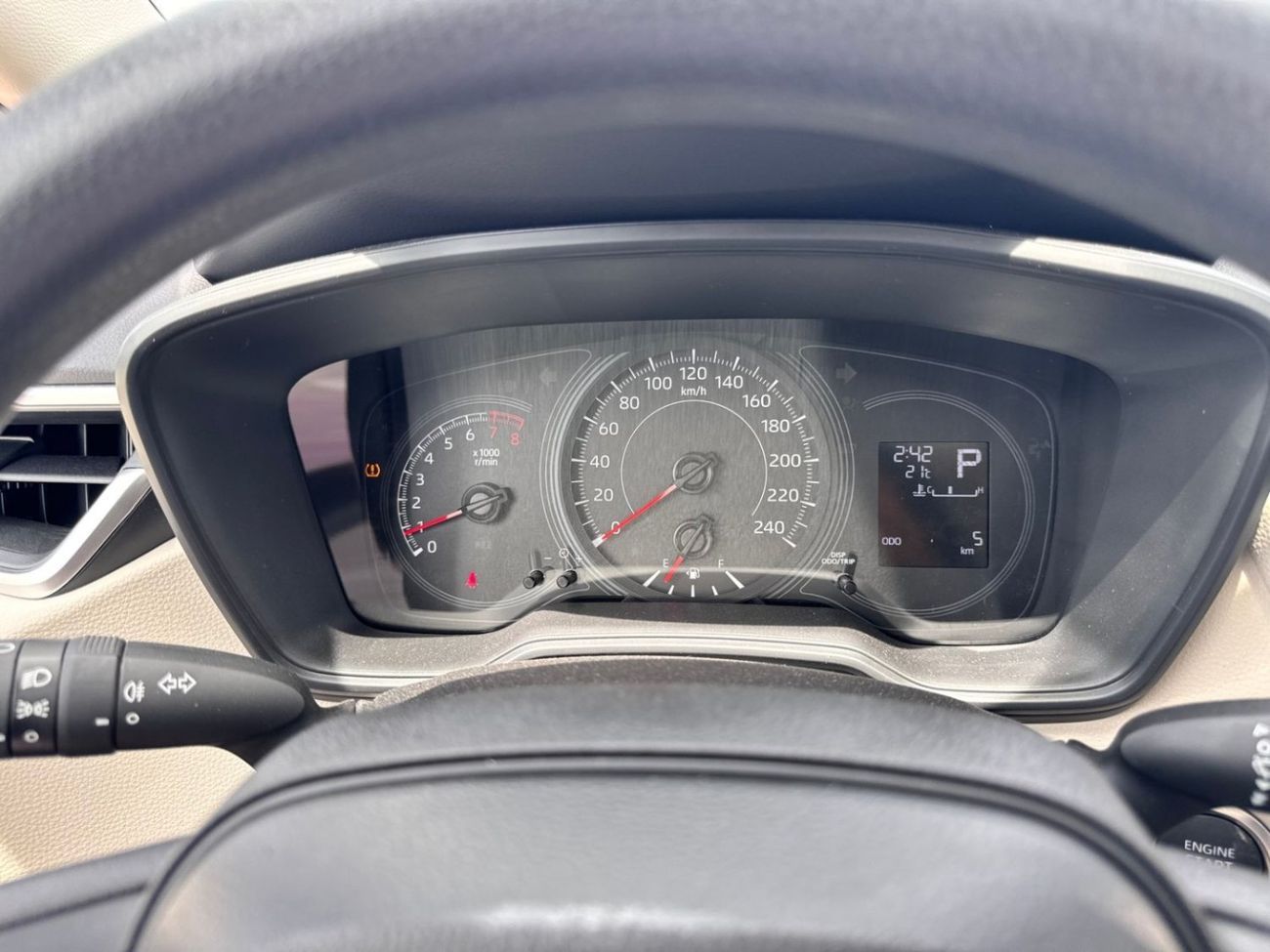 تويوتا كورولا Toy. COROLLA XLI -V 2.0L  Pet-A/T - 25YM - SUNRF / PUSH START