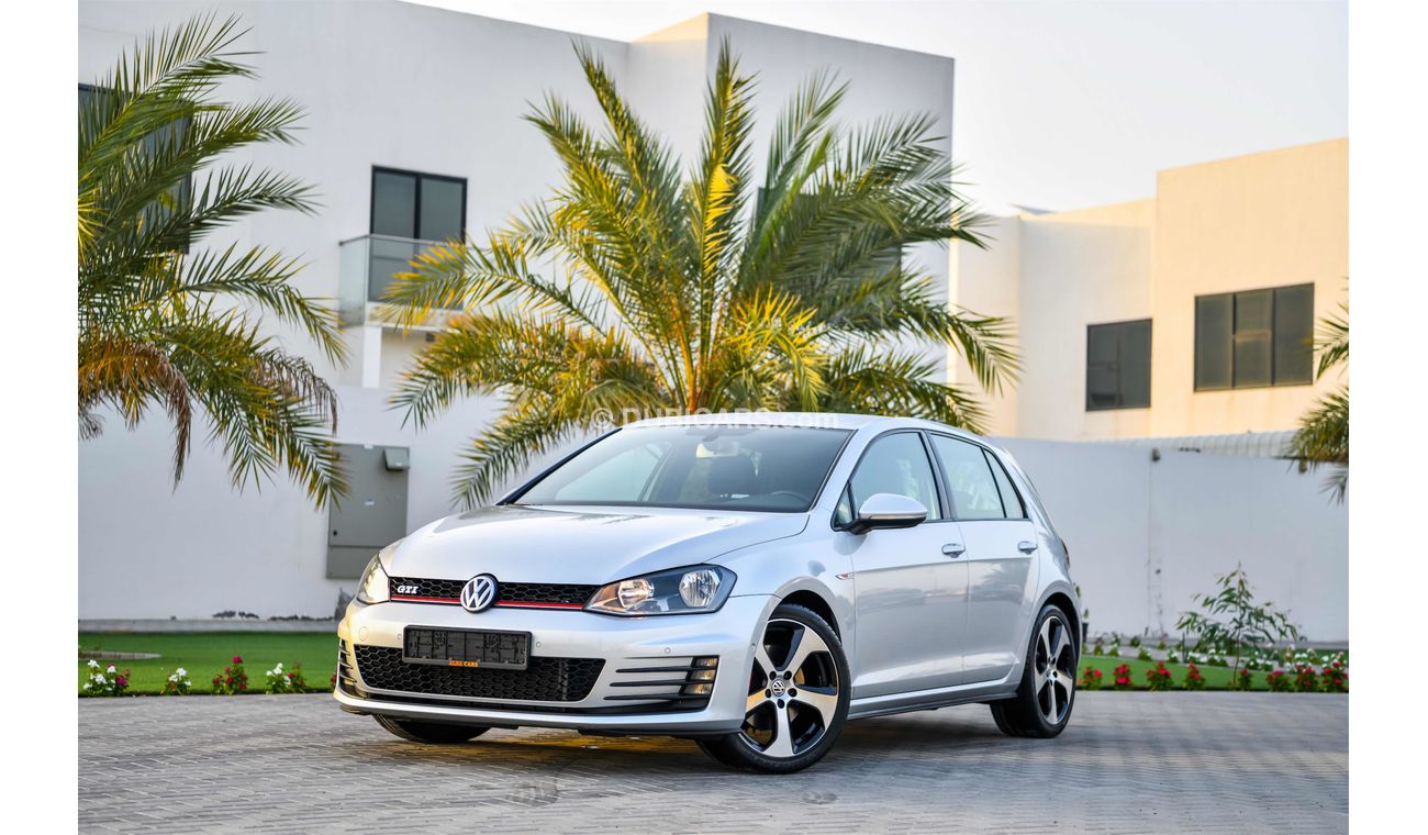 Volkswagen Golf GTI - 3 Y Warranty!I - GCC - AED 1,418 PER MONTH - 0% DOWNPAYMENT