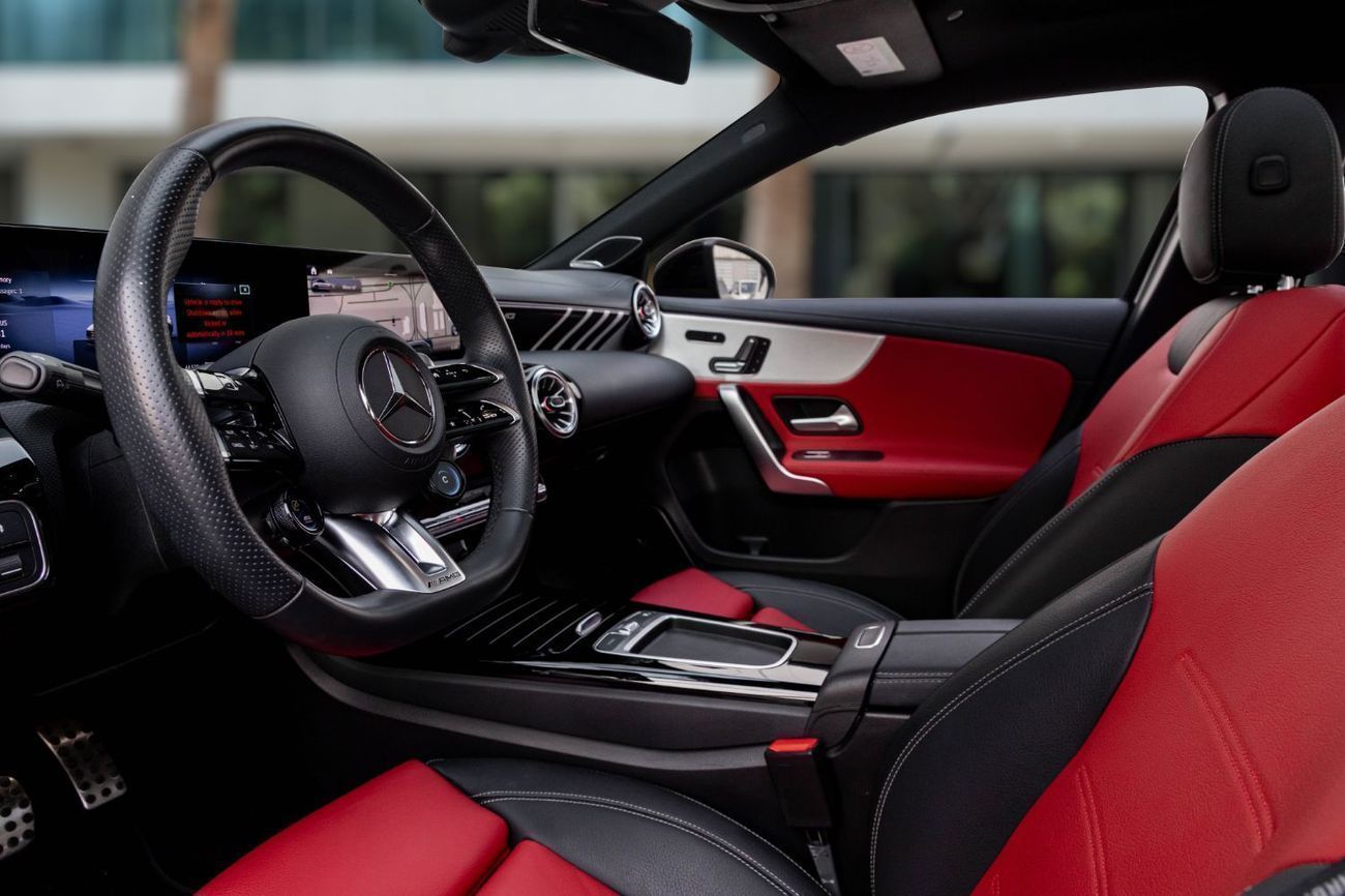 Mercedes-Benz A 35 AMG Aero Performance Kit | A35 AMG Facelift | 3,584 P.M | 0% Downpayment | AGENCY WARRANTY SERVICE UNTI