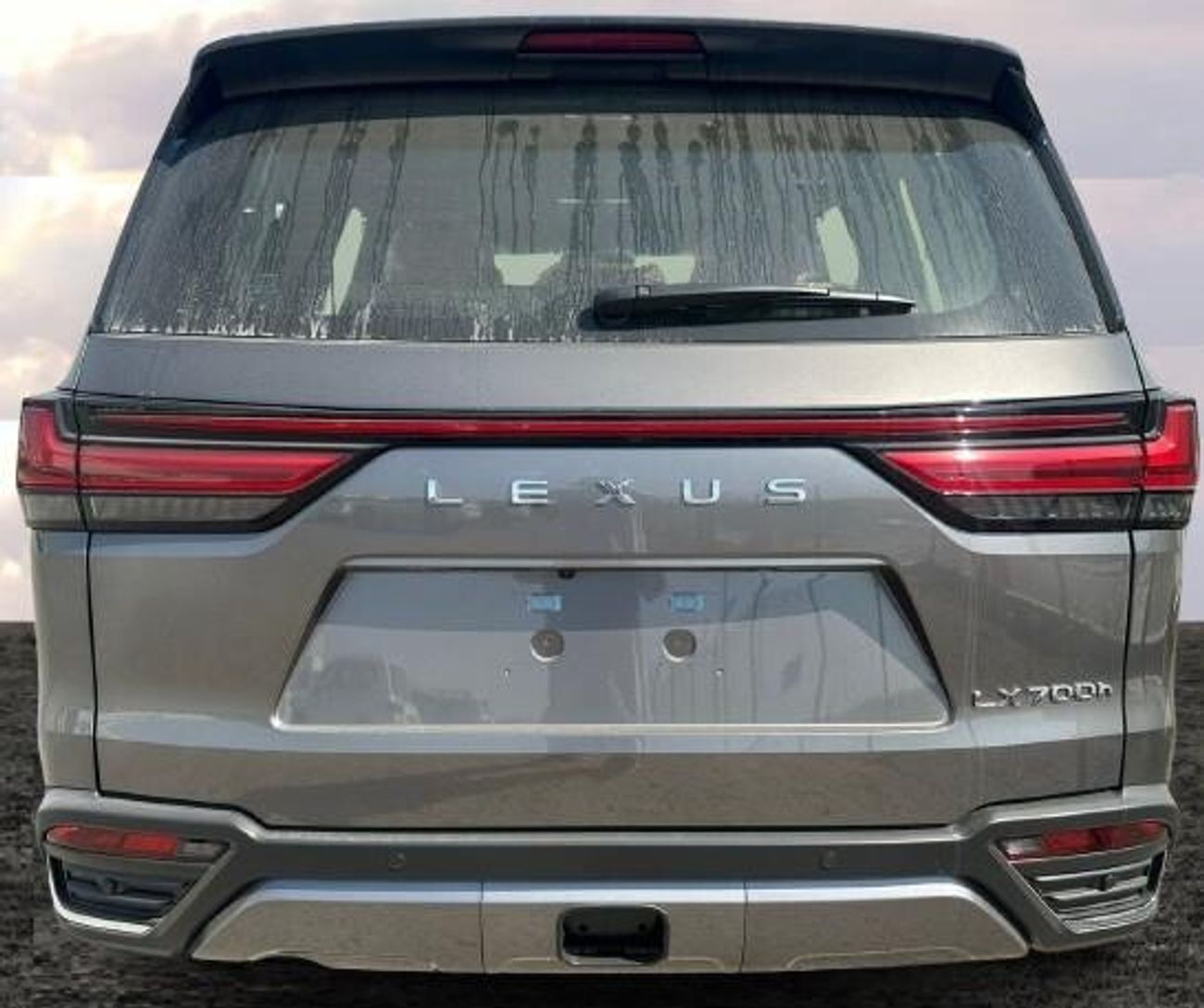 لكزس LX 700h | 3.5L HYBRID 10AT | RADAR | HEADUP DISPLAY | MARK LEVINSON | MY2025