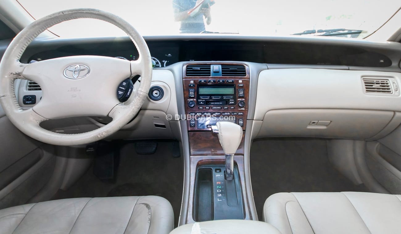 Used Toyota Avalon XLS 2002 for sale in Dubai 5339