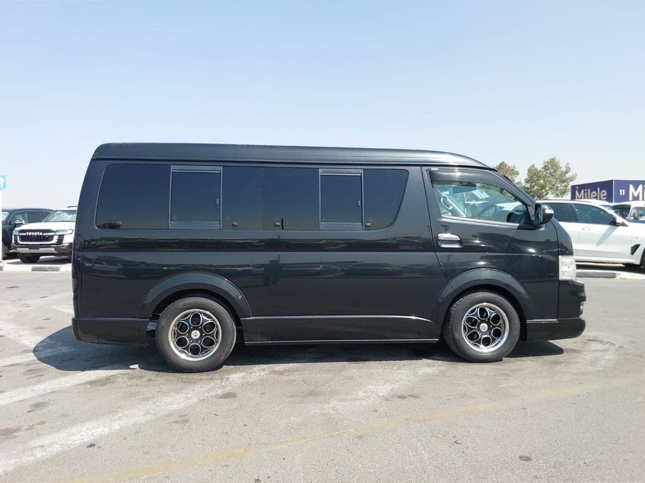 Toyota Hiace (RAMADAN OFFER) TOYOTA HIACE VAN RHD 2010 MODEL 2.7 L PETROL AUTOMATIC(PM20787)