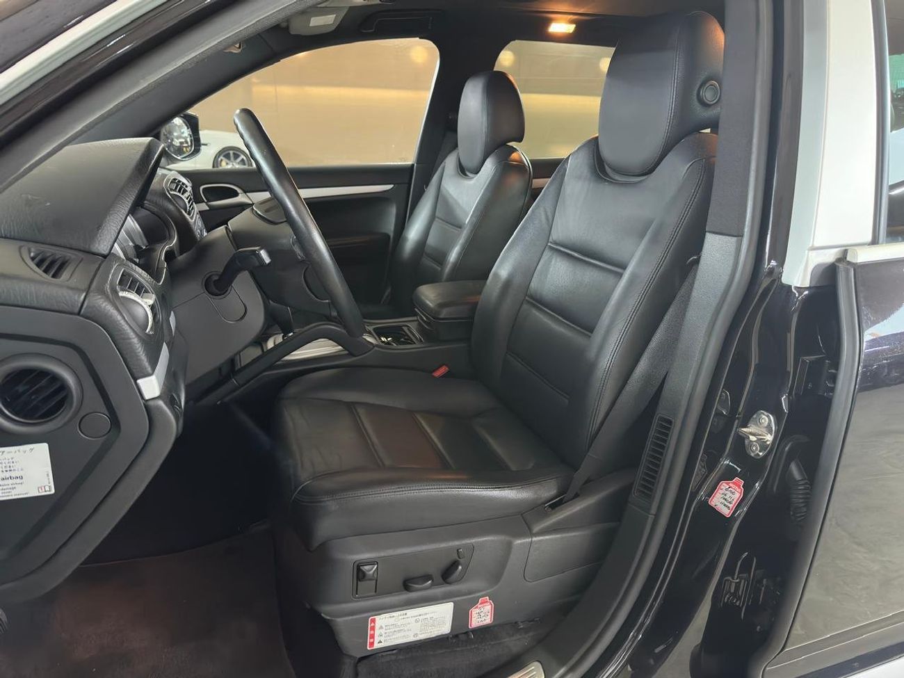 Porsche Cayenne S 2008 4.8L | ONE OWNER | SUN ROOF | BLACK LEATHER INTERIOR