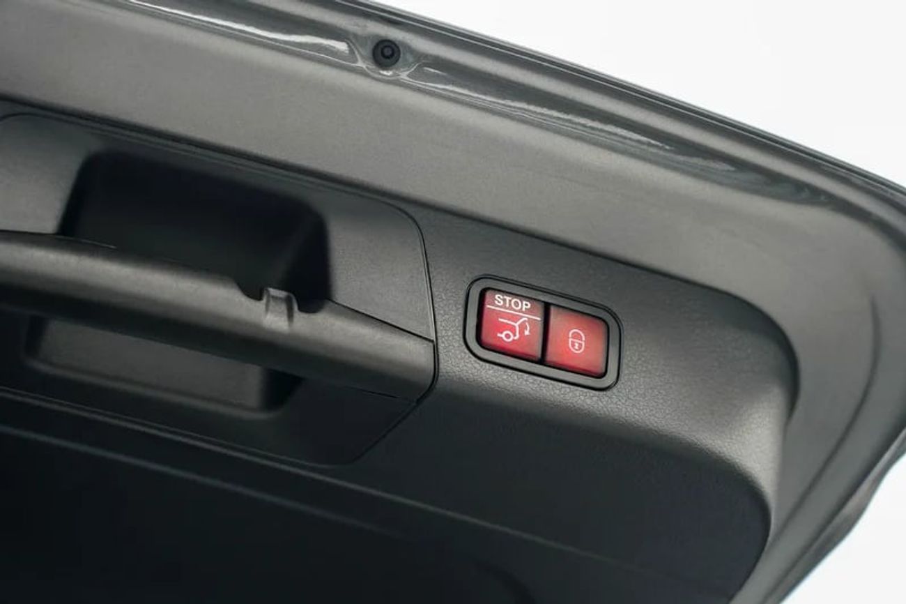 Mercedes-Benz GLB Summer Offer | 200 SUV | GCC 0km | Agency Warrany