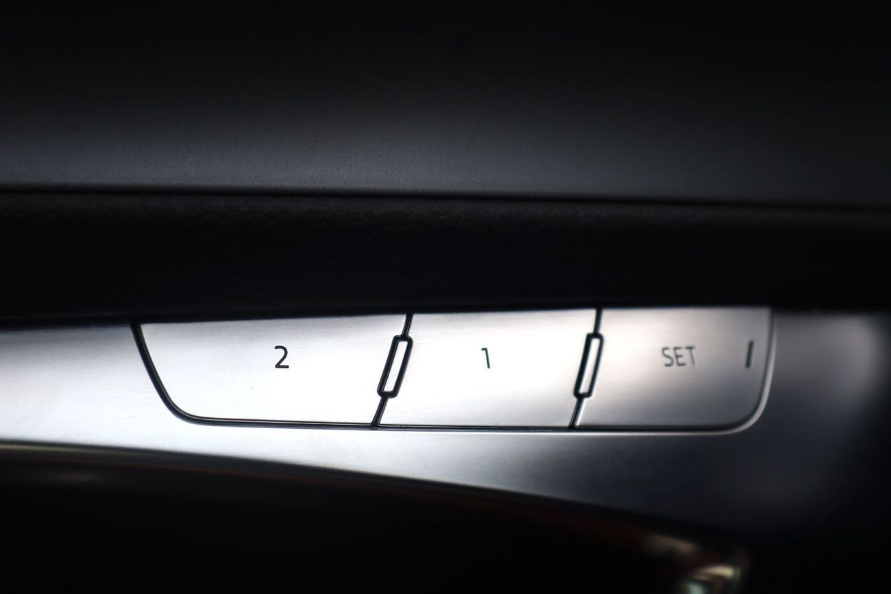 Audi A6 45 TFSI quattro S-Line 2.0L