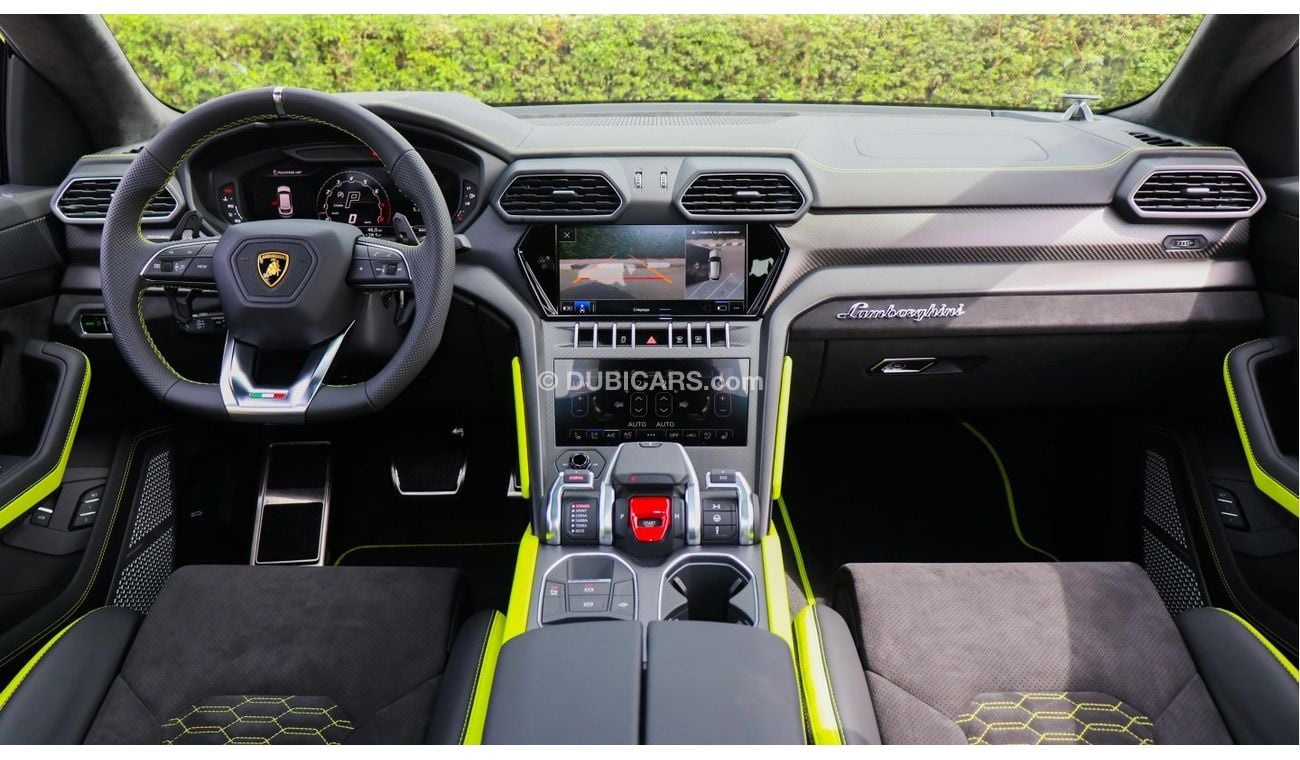 Lamborghini Urus Graphite Capsule