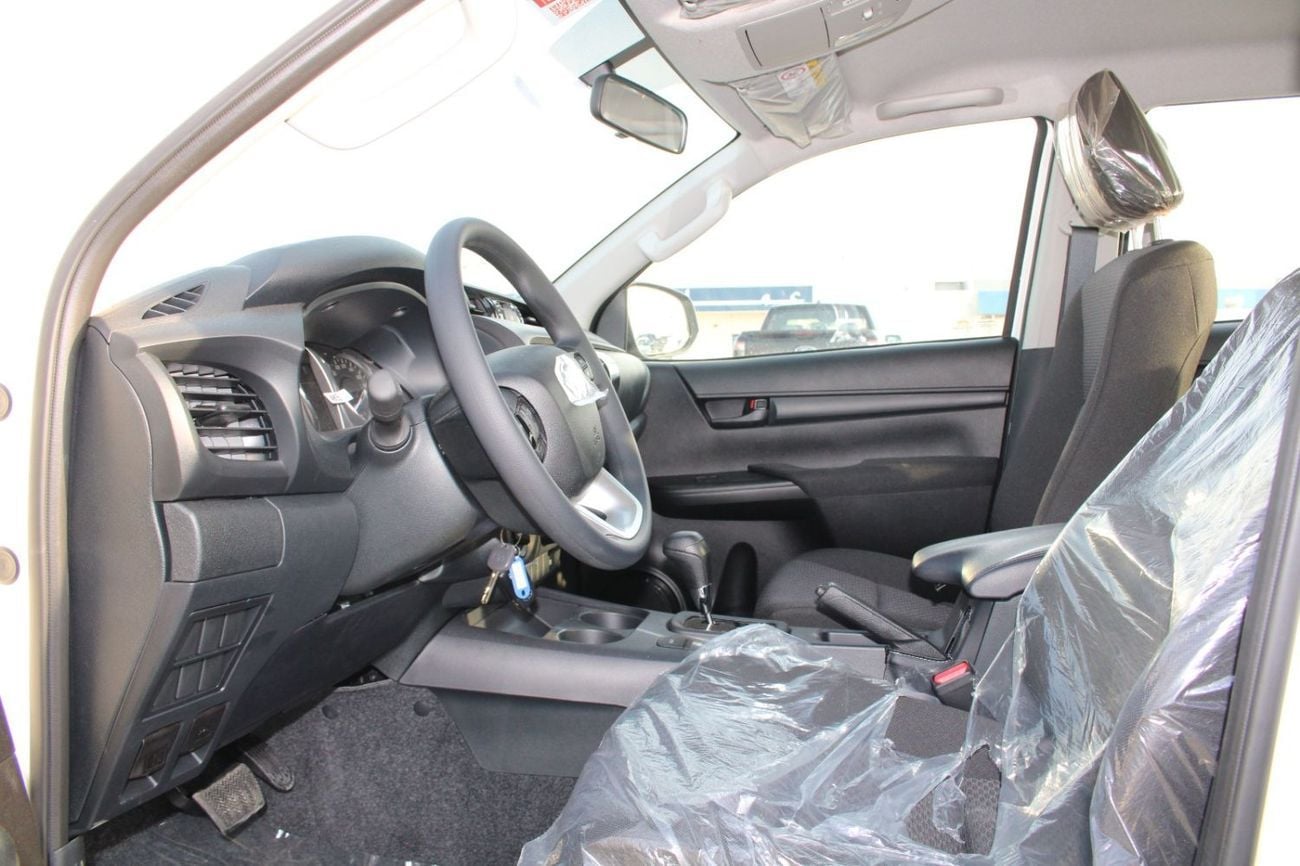 Toyota Hilux TOYOTA HILUX 2.7L PETROL DOUBLE CAB 4X4 COMFORT AUTO TOYOTA HILUX 2.7L PETROL DOUBLE CAB 4X4 AUTO