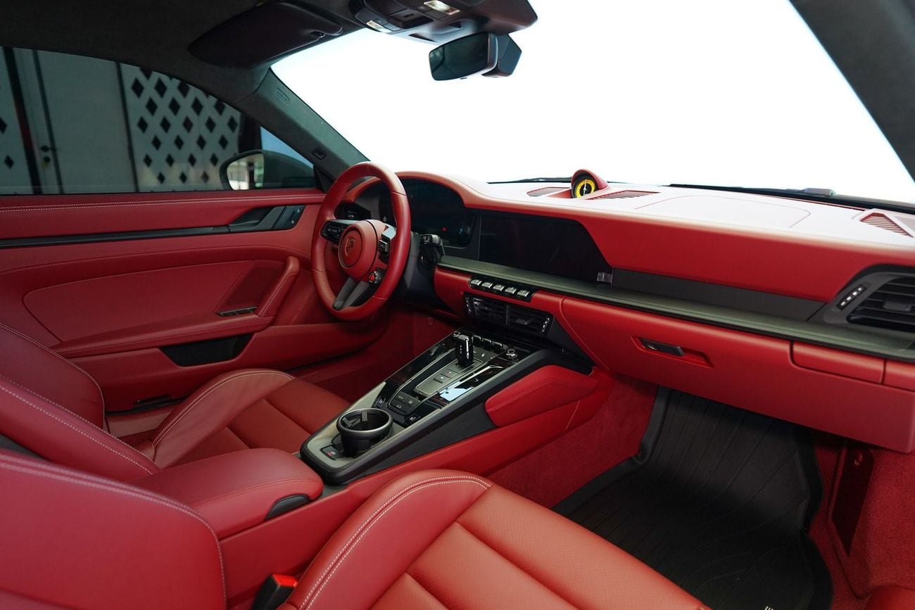 Porsche 911 CARRERA GTS