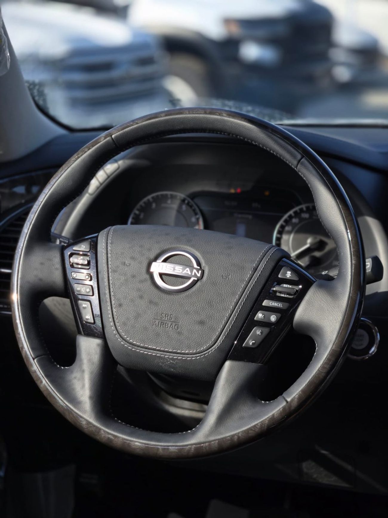 Nissan Patrol LE Platinum City 5.6L Full Option A/T