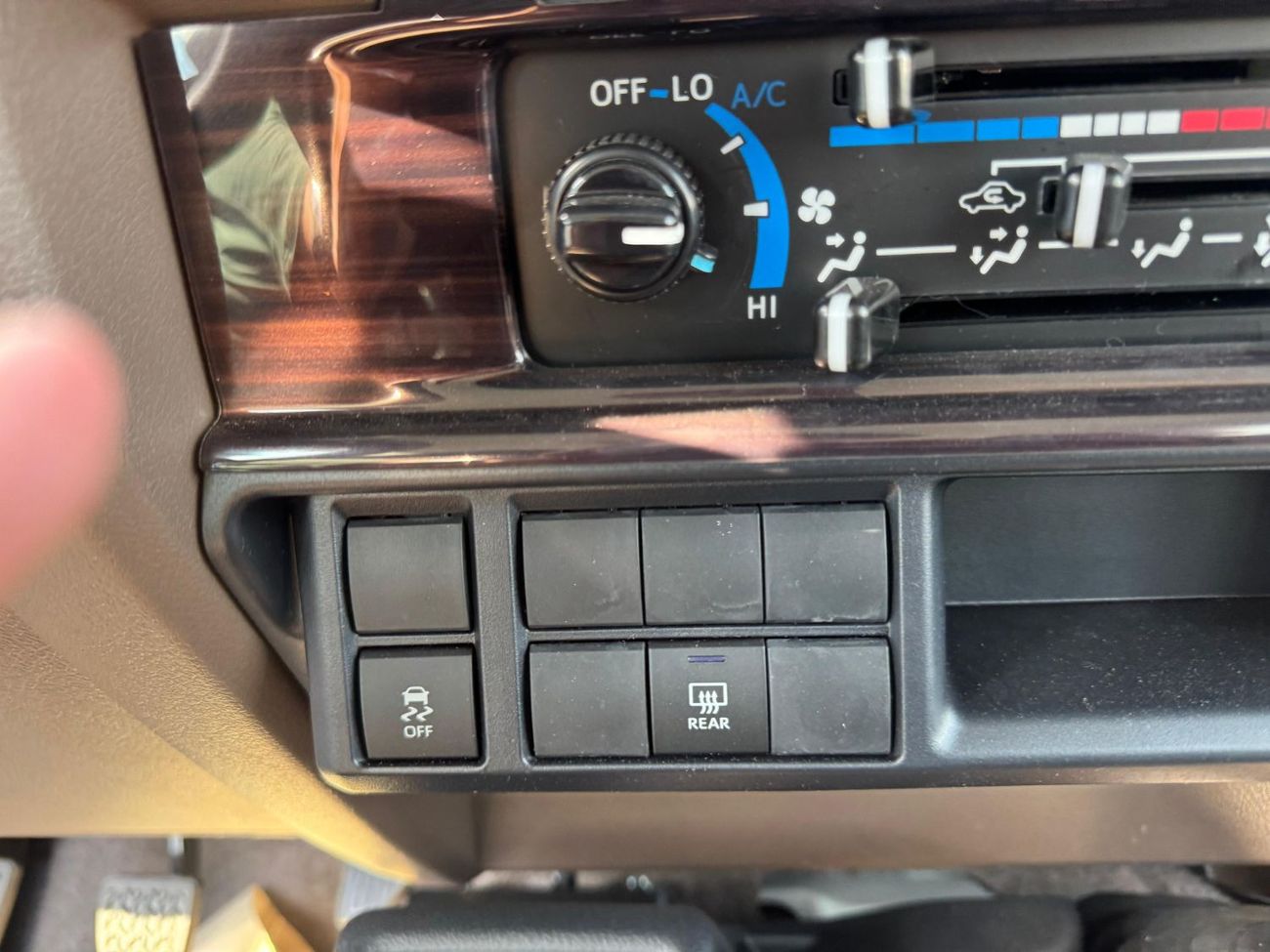 Toyota Land Cruiser 70 LAND CRUISER 76 2025 GCC HARDTOP 5 DOOR 2.8L