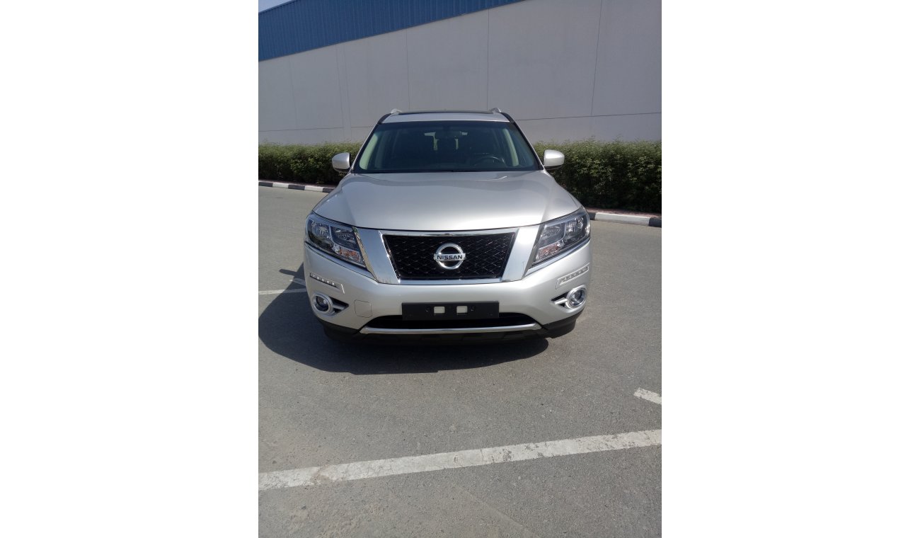 Nissan Pathfinder SV