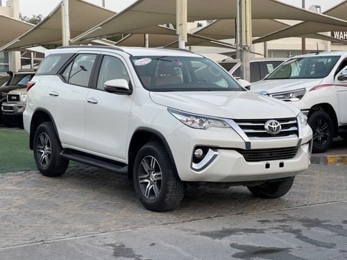 تويوتا فورتونر EXR