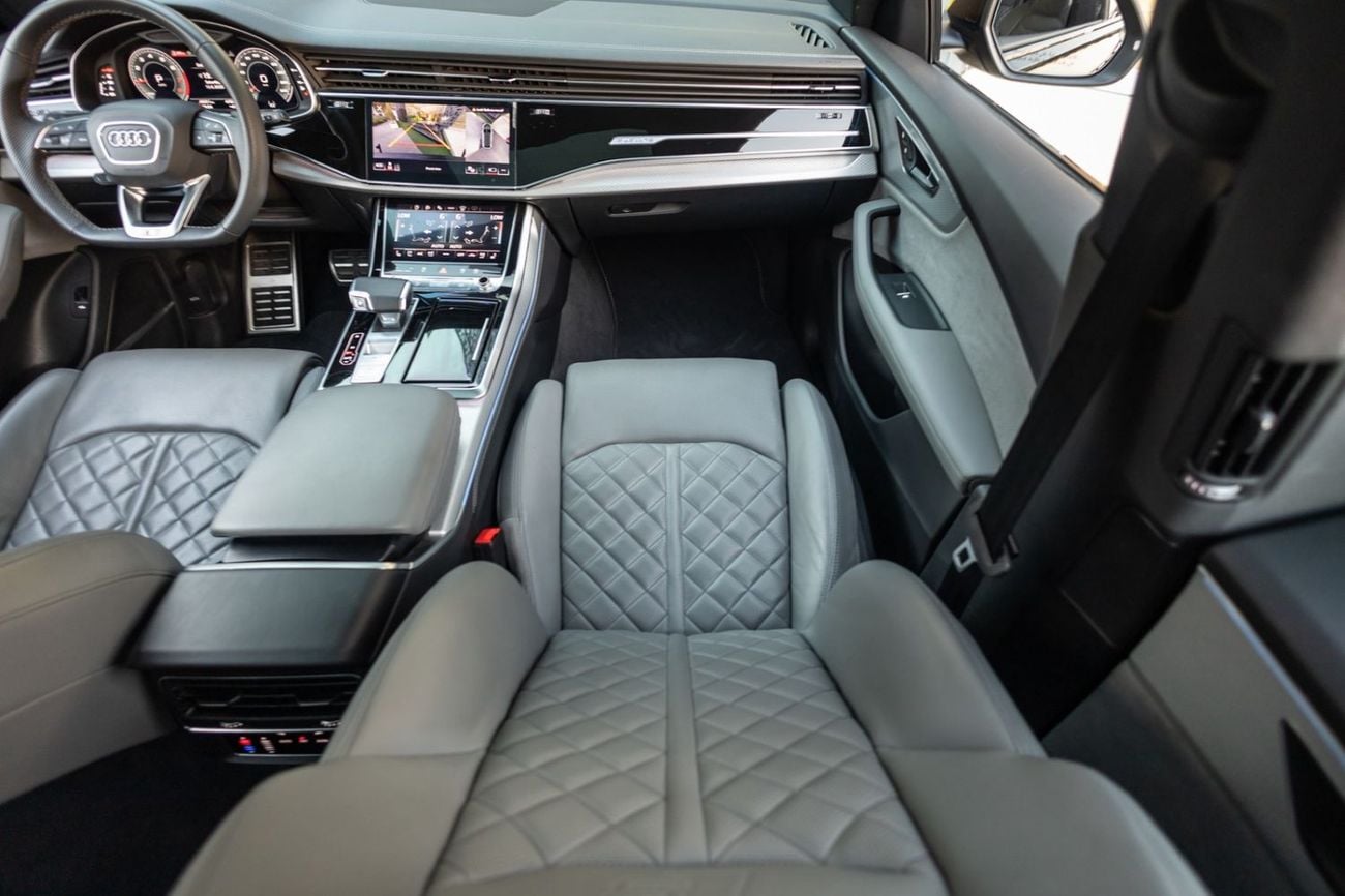 Audi Q8 55 TFSI Audi Q8 55TFSI Quattro S-Line 2025 GCC | Agency Warranty | Service Contract