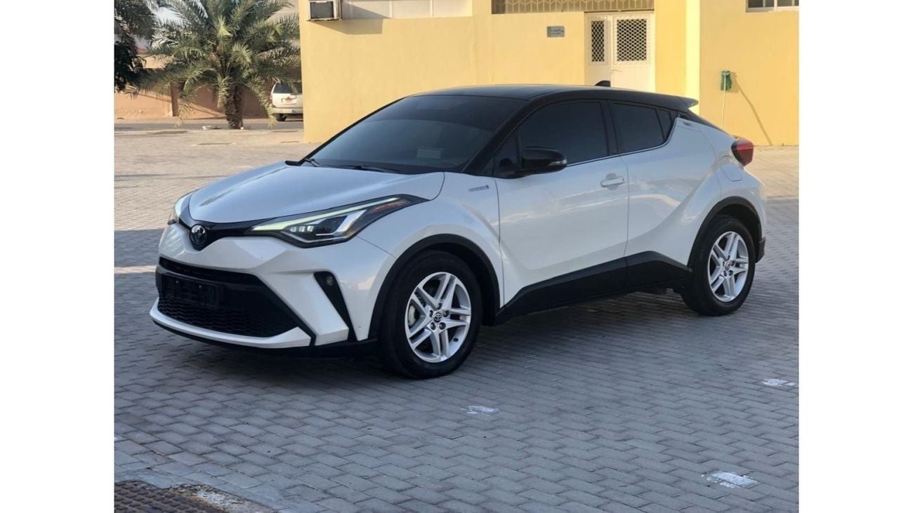 Toyota CHR Toyota C-HR Hybrid 2021 (1.8L) GCC Specs Full Option
