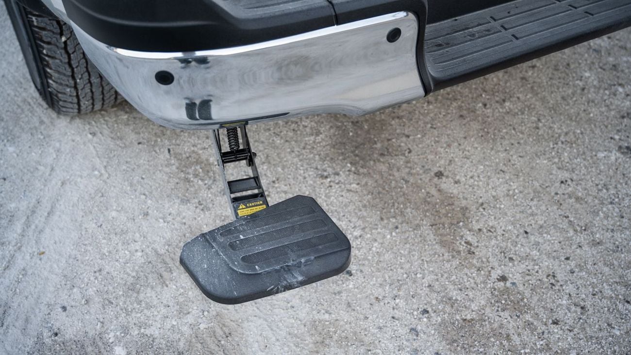 تويوتا هيلوكس TOYOTA HILUX 4.0 AT -2026YM