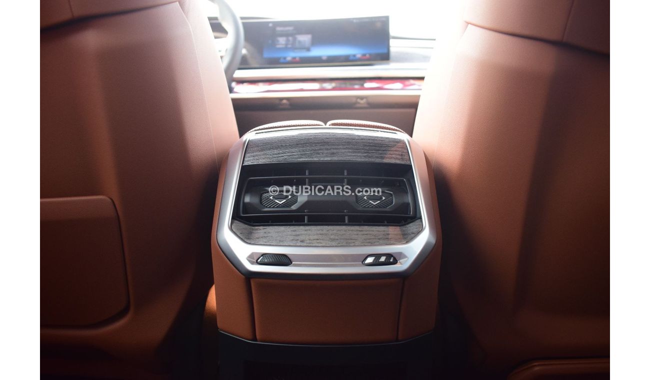 BMW 740Li 2023 BMW 740i 3.0L Petrol