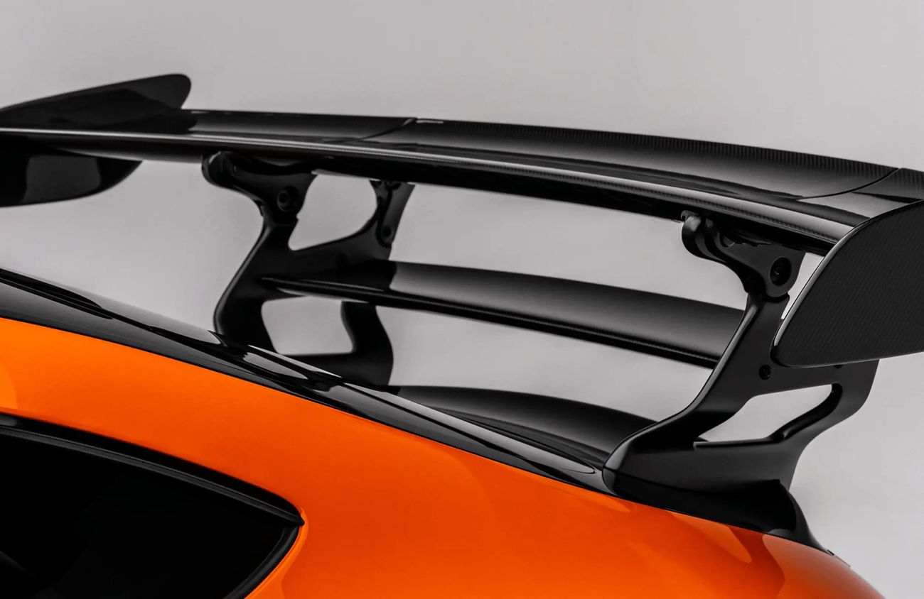 Mercedes-Benz AMG GT All-new 4.0L V8 biturbo engine